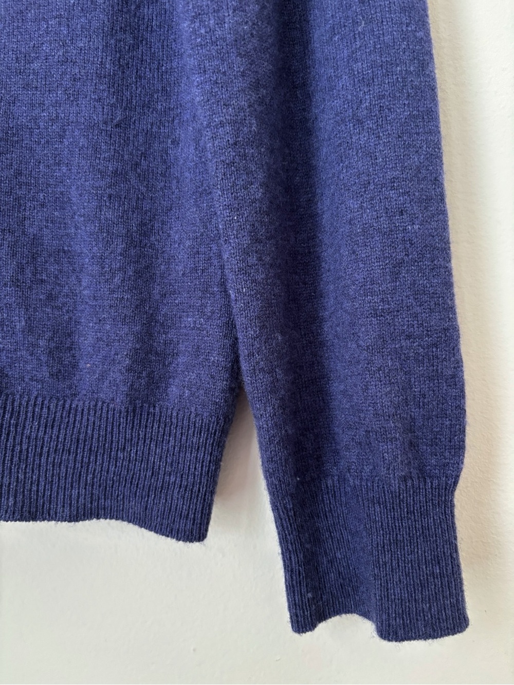 Woolovers Purple Cashmere Merino Wool Blend Crew Neck Cardigan Sweater Medium - Picture 2 of 5